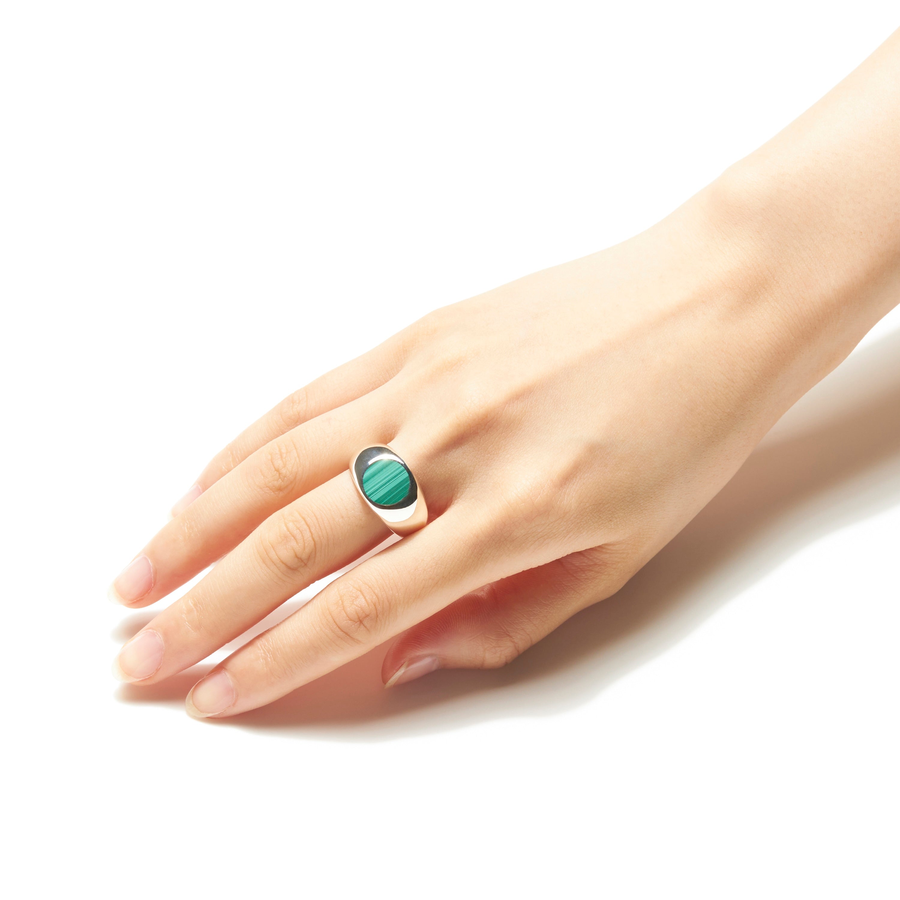 RING 740 Malachite