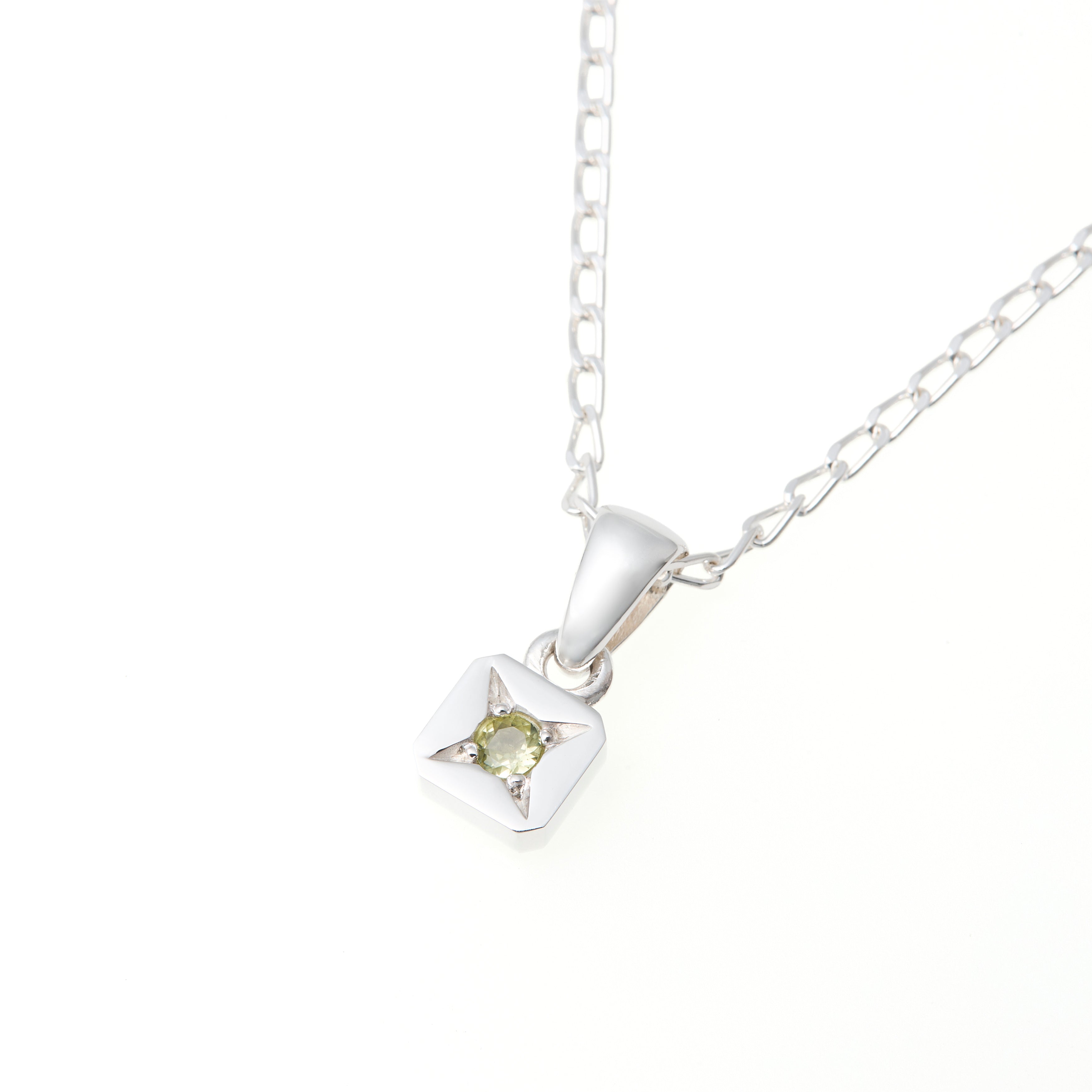 #カラーストーン_PERIDOT / 8月