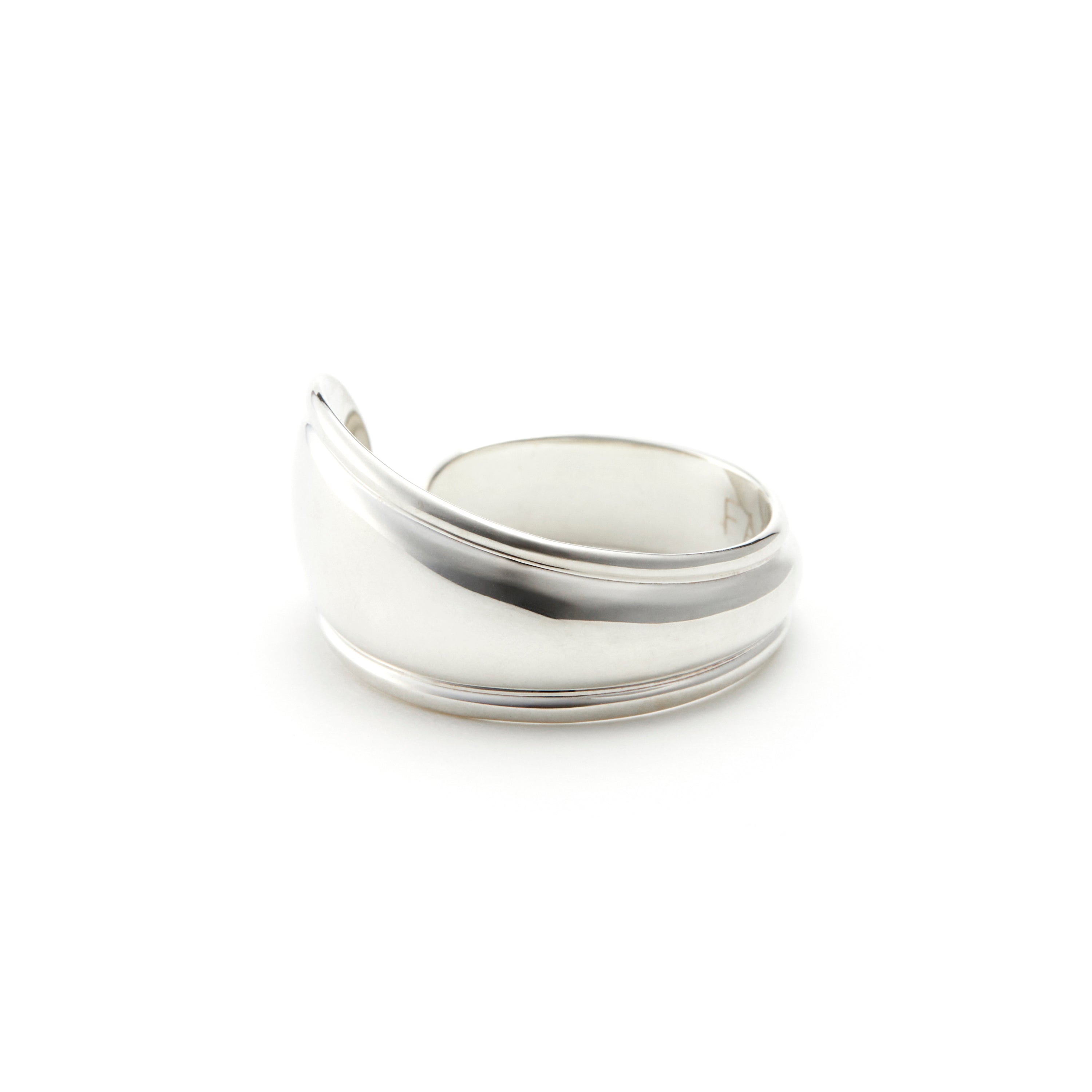 RING 832