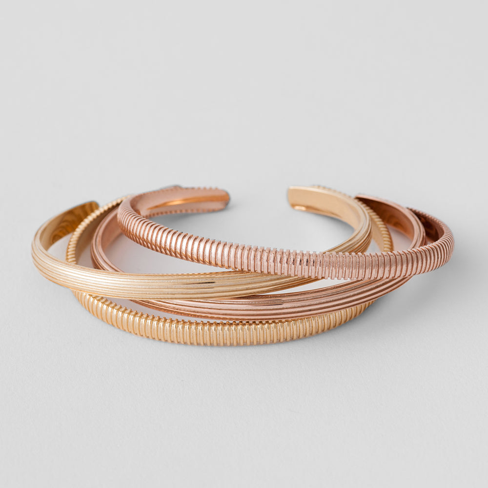 FANTASTIC MAN BANGLE 629